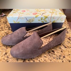 Starling birdies - gray suede size 8 (brand new still in box)